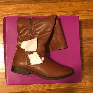 Brown boots size 7